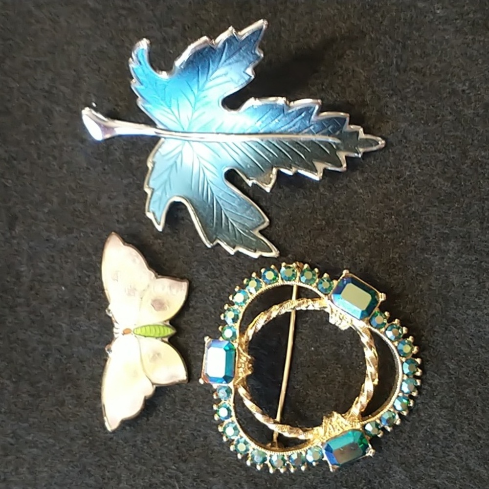 Lot of 3 costume jewelry pins